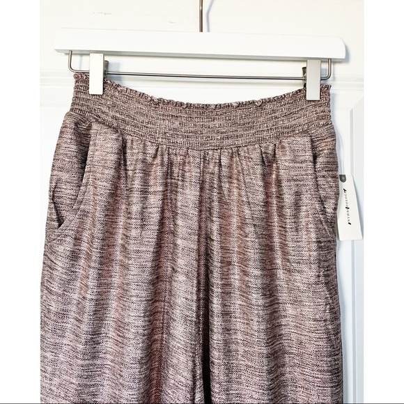 Nwt Anthropologie Metallic Shimmer Pink Holiday Joggers Festive Holiday XS - Picture 2 of 6
